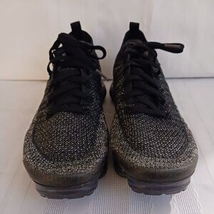 Men's Size 9 Black & Gray Nike Vapormax Athletic Shoes